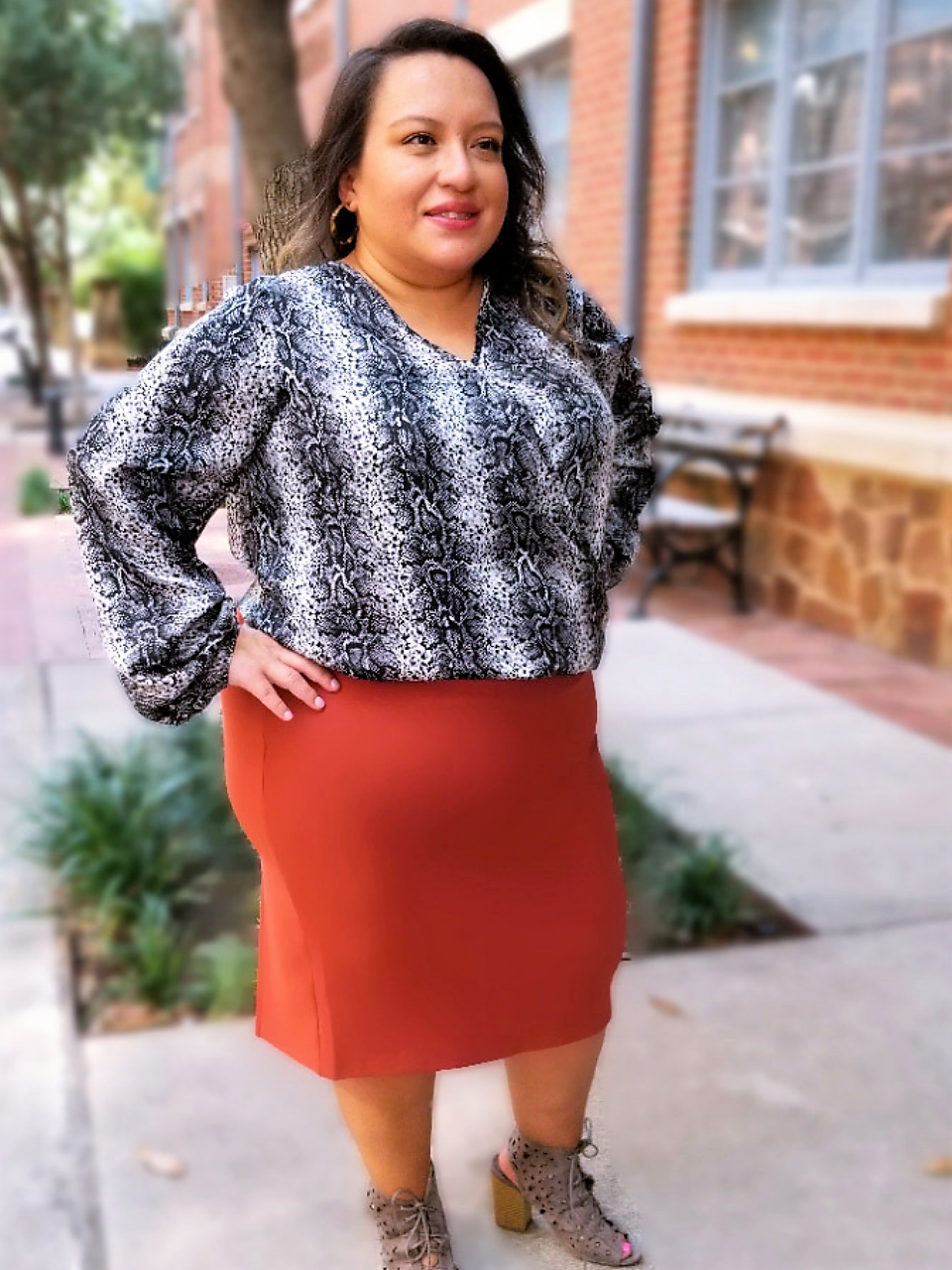 PLUS SIZE SNAKESKIN BLOUSE - Lovely Push Boutique