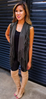 Load image into Gallery viewer, CONVERTIBLE FRINGE PONCHO - Lovely Push Boutique
