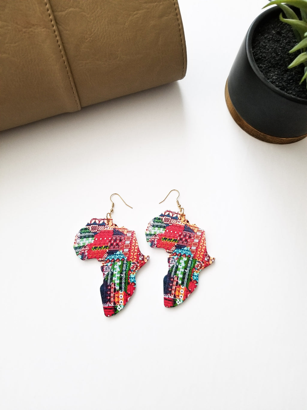 EARRINGS - MULTI COLOR AFRICAN SHAPE - Lovely Push Boutique